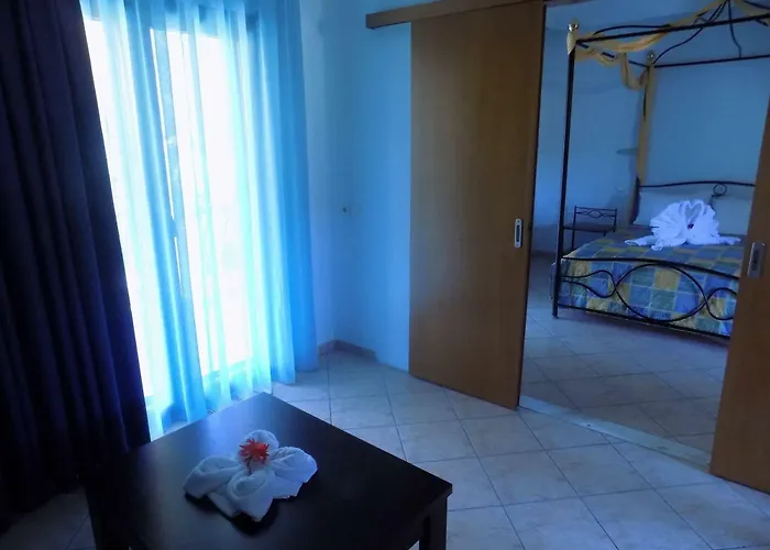 Otel Makednos Nikiti (Sithonia)