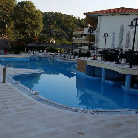 ホテル Makednos 3*